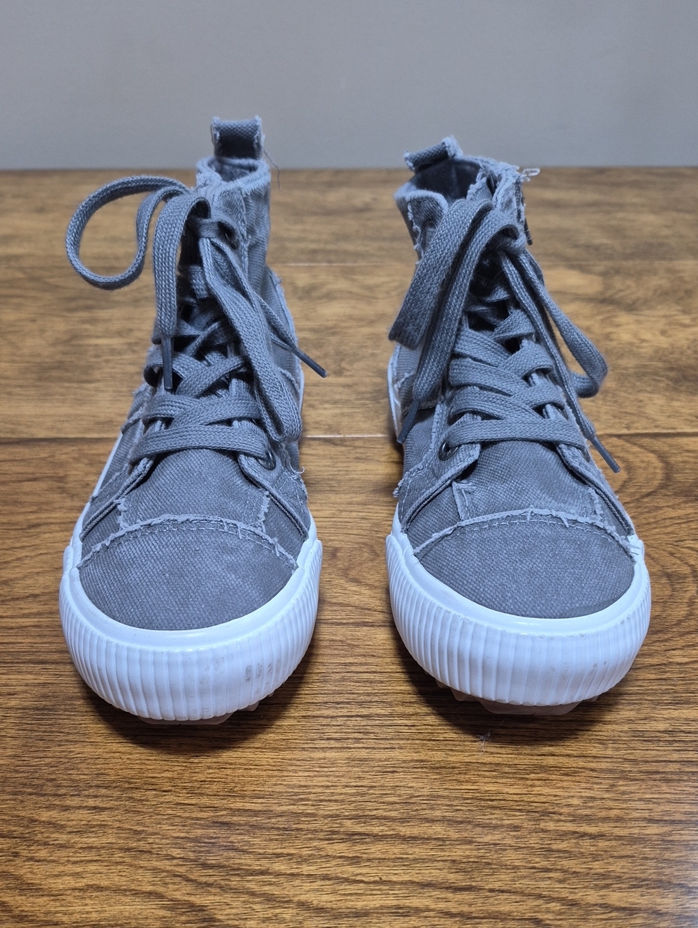 BLOWFISH 'Rev Arctic' Gray Distressed Canvas Women's High Top Sneakers Side Zip - Picture 5 of 16